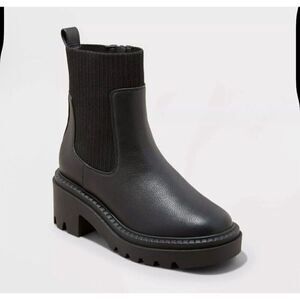 Universal Thread Black Ankle Boots